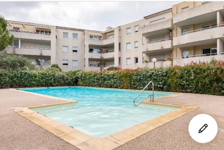 Superbe Appartement T3 Avec Piscine Montpellier Exterior photo